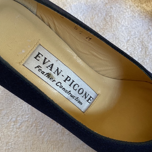 Beautiful brand new Evan- Picone size 5 and a half. - Picture 2 of 11